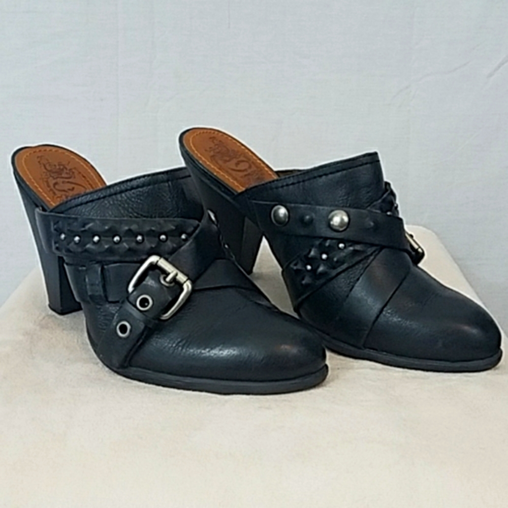 Nine West Vintage America Black Leather Studded Mule Size 7.5 Silver Buckle